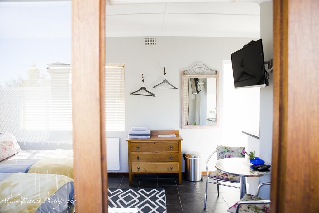 Cobie Apartment Стелленбос Экстерьер фото